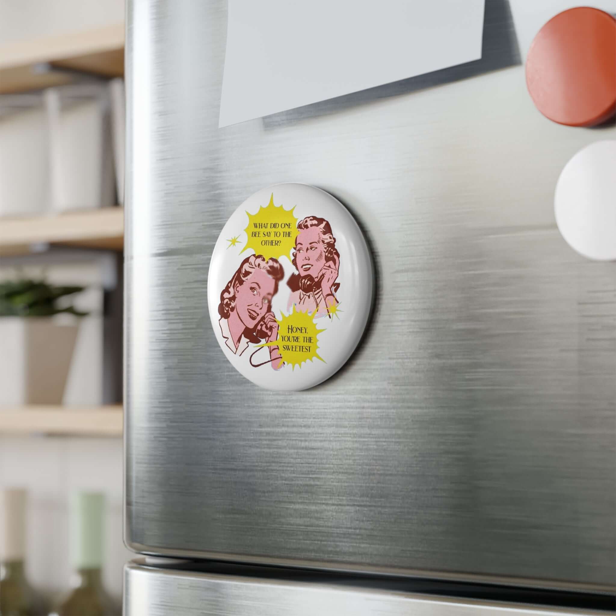 Details für Runder Knopfmagnet mit ein Comic Design