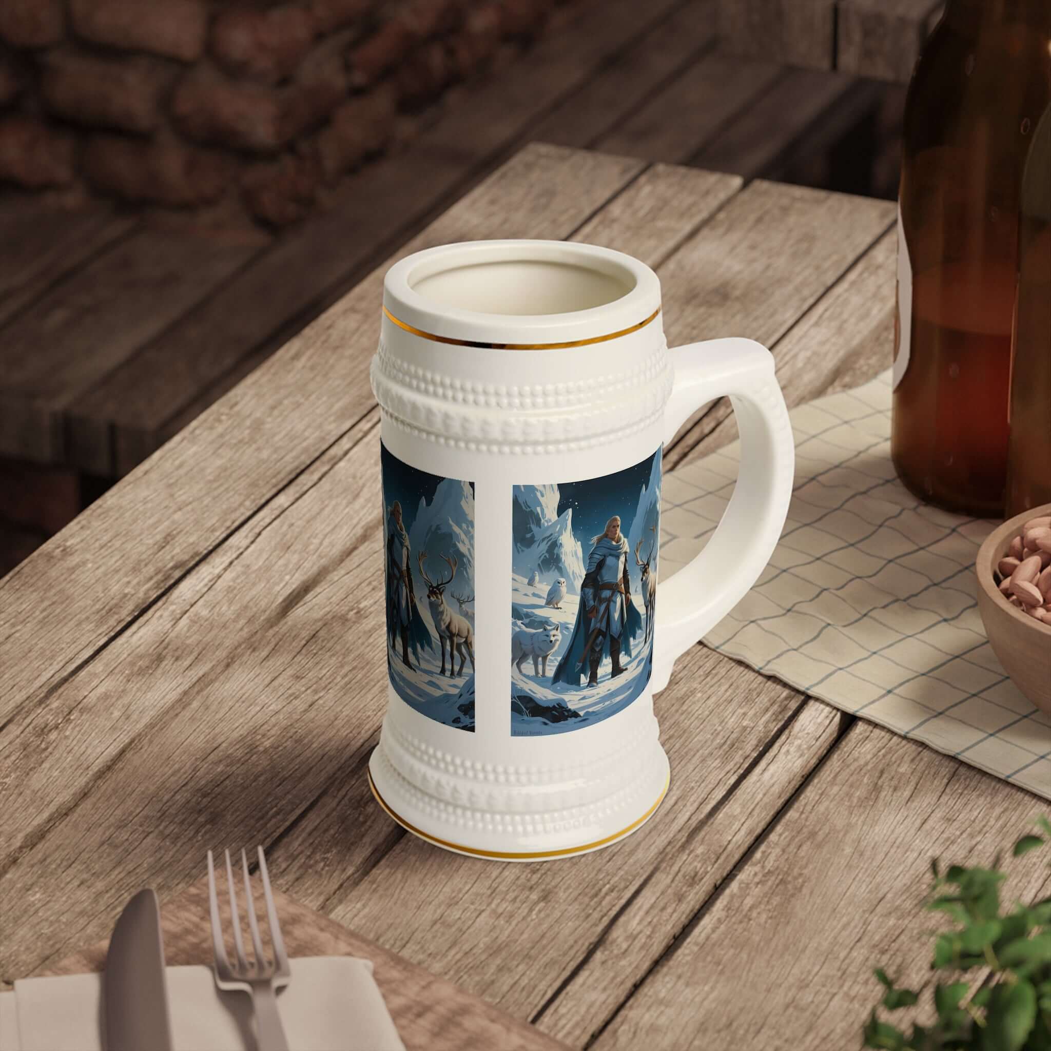 Bierkrug mit nordischem Krieger Ein Bierkrug, der nicht nur praktisch ist, sondern auch mit einem kraftvollen Motiv überzeugt. Das nordische Krieger-Design macht ihn zu einem besonderen Geschenk für Fans von Wikinger- und Fantasy-Themen. Design: Nordisch