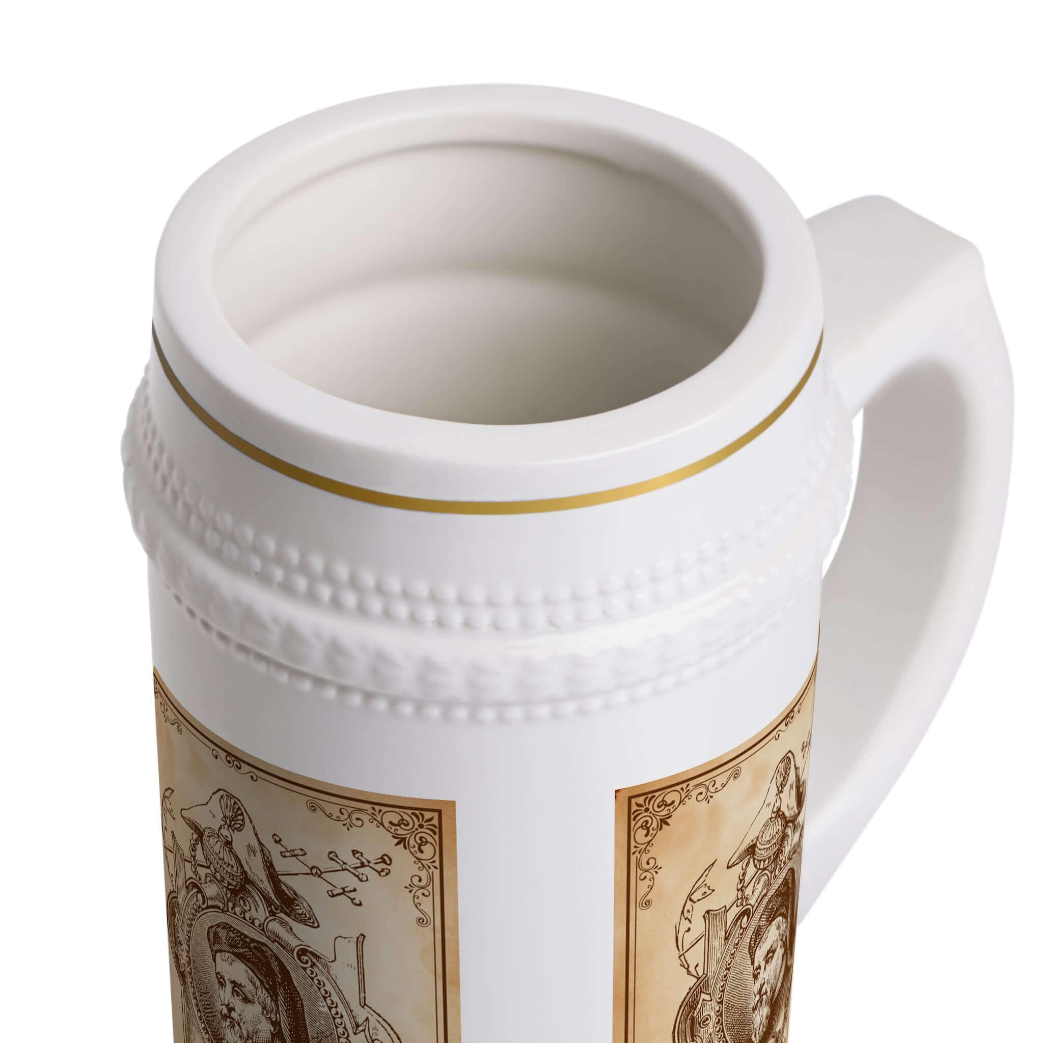 Bierkrug mit Porträtmotiv – Antikes Sepia-Gentleman-Design Ein Bierkrug, der Geschichte erzählt und Eleganz ausstrahlt. Das antike Sepia-Design mit Gentleman-Porträt macht ihn zu einem besonderen Sammlerstück und Alltagsbegleiter: Design: Klassisches Por