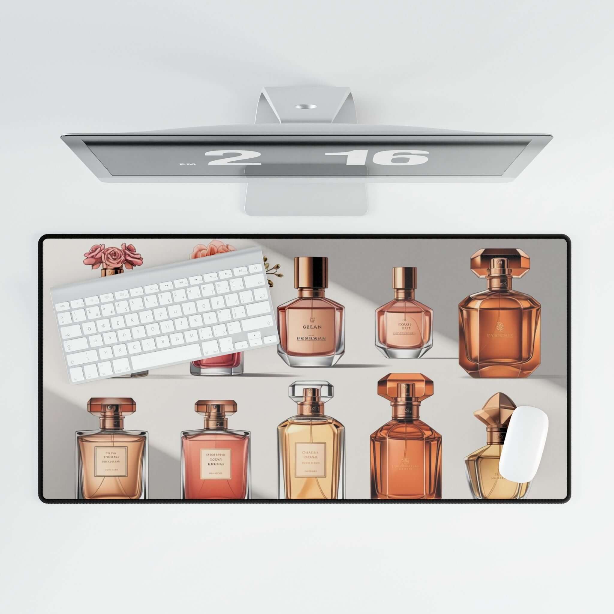 Elegante Parfüm-Schreibtischmatte, stilvolle Schreibtischunterlage mit Parfümflaschen-Design und lebendigen Farben auf einem Schreibtisch.