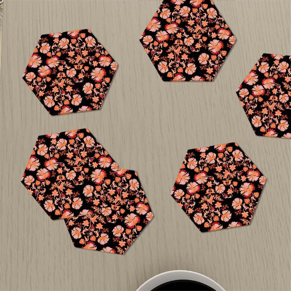 Sechseckige Keramikuntersetzer, 6er-Set mit Blumenmuster, UV-Druck, wasserabsorbierend, umweltfreundlich, ideal für Zuhause.