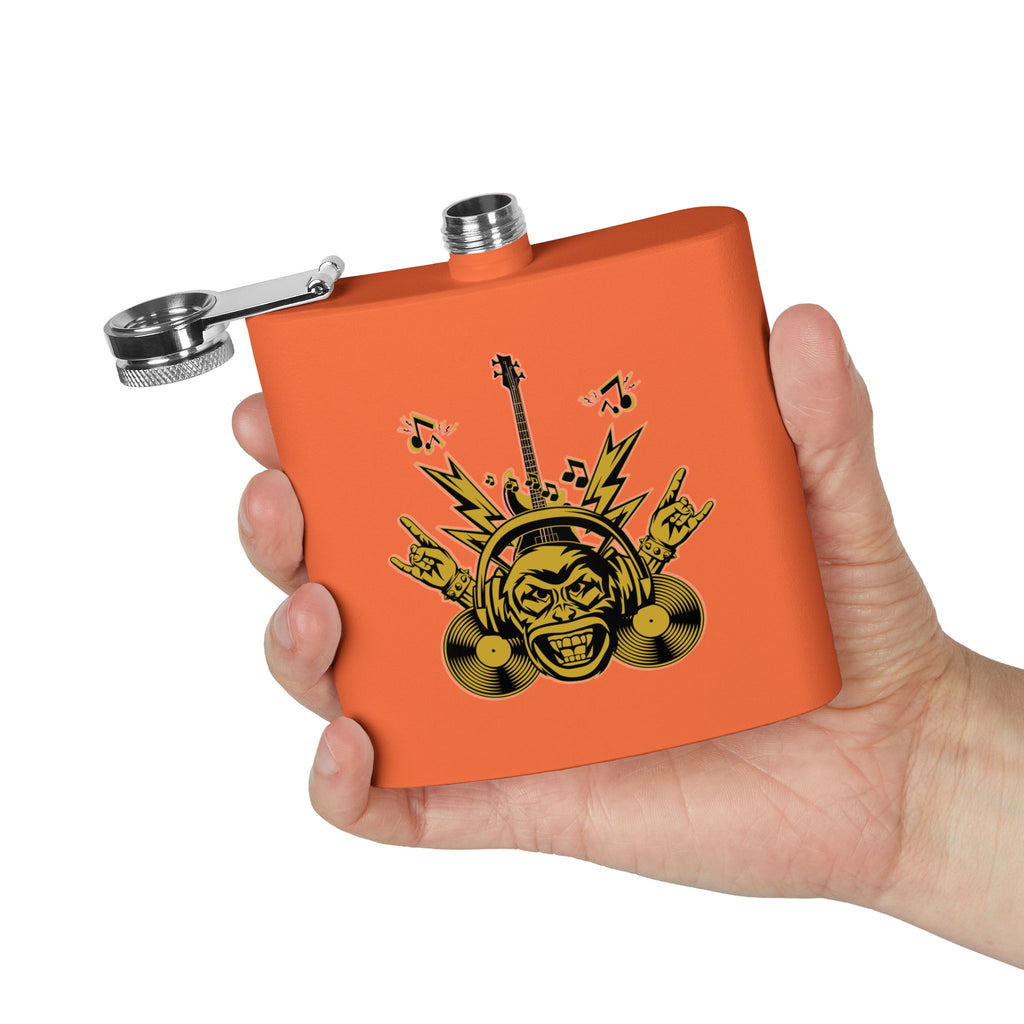Rockin' Music Lover's Flachmann - 6oz Edelstahl-Flachmann orange in der Hand