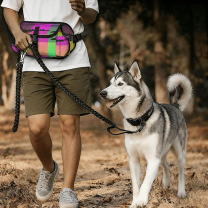 Gürteltasche für das Outdoor-Training von Haustieren, verwendet beim Spaziergang mit einem Hund im Freien.