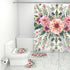 Blumenmuster Badezimmerteppich-Set mit Duschvorhang, 4-teilig, aus Polyester mit sublimiertem Druck in einem modernen Badezimmer