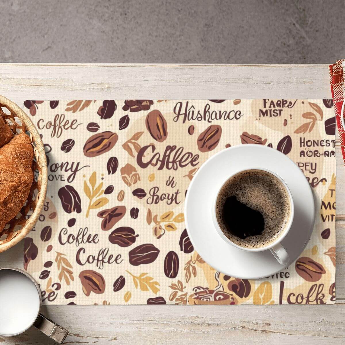 Tisch mit doppellagigen Tischsets aus Leinenimitat, Kaffee und Croissants. Geeignet für stilvolle Küchentische, 18"x12", doppelseitig.