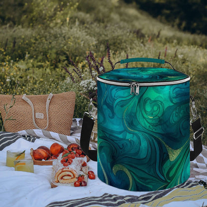 Camping‑Kühltasche - Tragbar, isoliert und wasserdicht, aus Polyester, Design überall im Print, ideal für Outdoor-Aktivitäten.