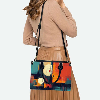 Woman carrying a PU Tote Bag for Women with colorful abstract design, black handles, and UV printing details. Details für PU-Tragetasche für Damen ansehen.