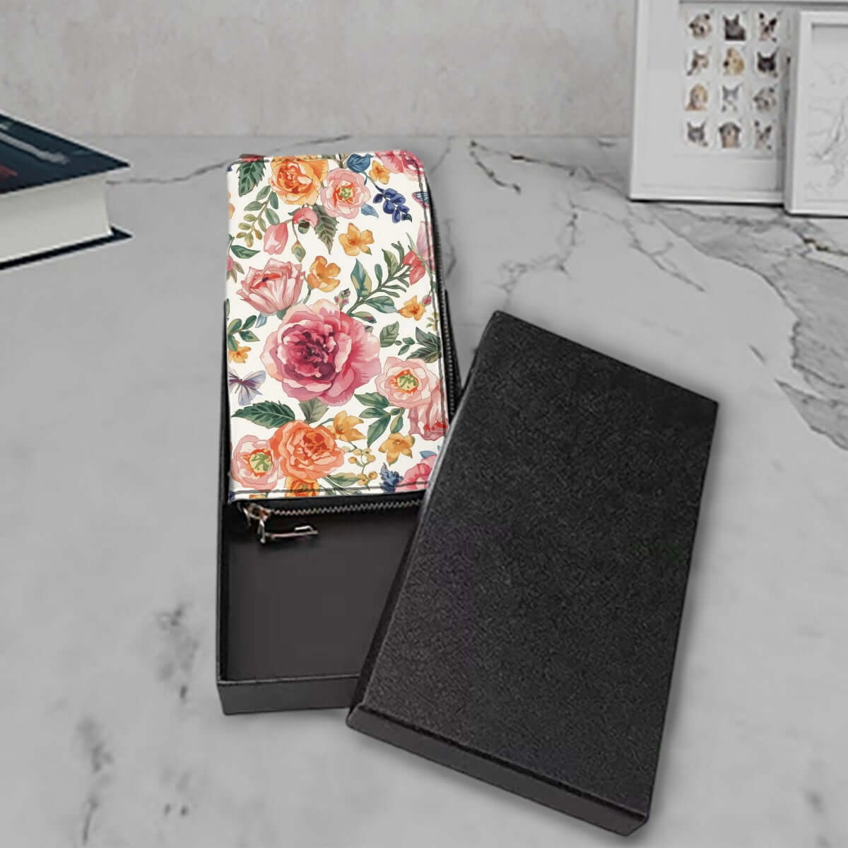 Clutch-Geldbörse für Damen in floralem Design, aus PU gefertigt, doppelseitiger UV-Druck, zeigt große Kapazität und Kartenschlitze.