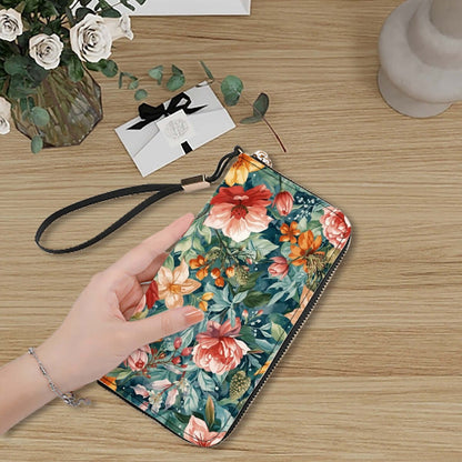 Clutch-Geldbörse für Damen mit floralem Design, aus hochwertigem PU und UV-Druck, auf Holztisch mit Blumen und Geschenkumschlag.