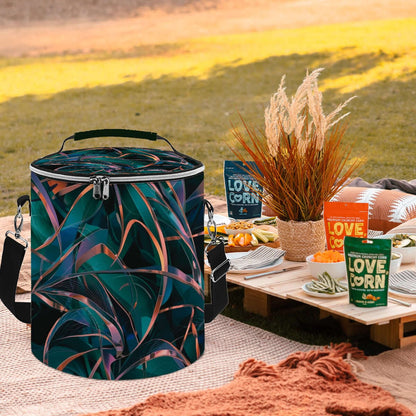 Camping-Kühltasche tragbar isoliert wasserdicht auf Picknickdecke mit Snacks, ideal für Camping-Ausflüge.