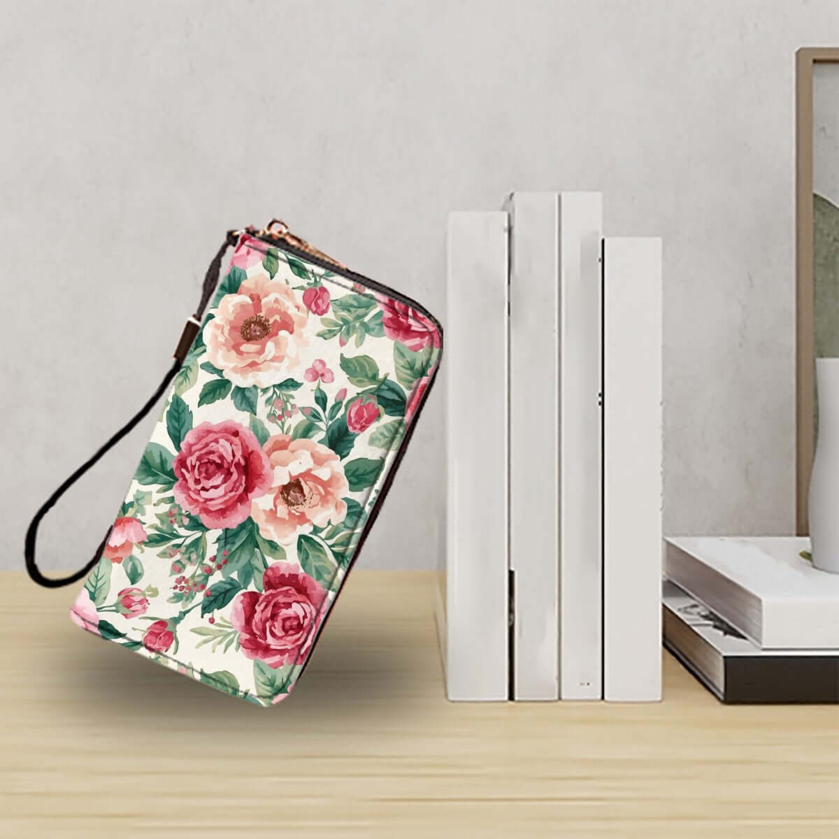 Clutch-Geldbörse für Damen aus PU mit floralem Design, doppelseitigem UV-Druck, zeigt große Kapazität und mehrere Kartenschlitze.