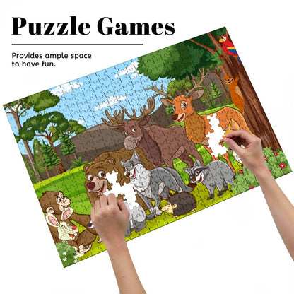 500-teiliges Holzpuzzle (horizontal) mit Tieren im Wald, bietet ausreichend Platz für Puzzle-Spaß.