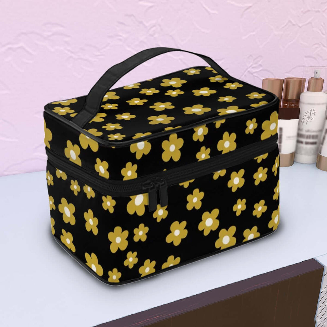 Portable Travel Makeup Bag with floral design, polyester material, large capacity, Clutch-Geldbörse für Damen, on a dresser.