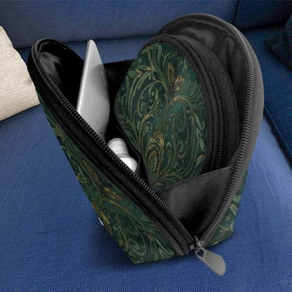 Aufbewahrungsbeutel-Set (2 Stück) mit stilvollem Blumenmuster auf einem Sofa, offener Reißverschluss mit elektronischem Gerät sichtbar.