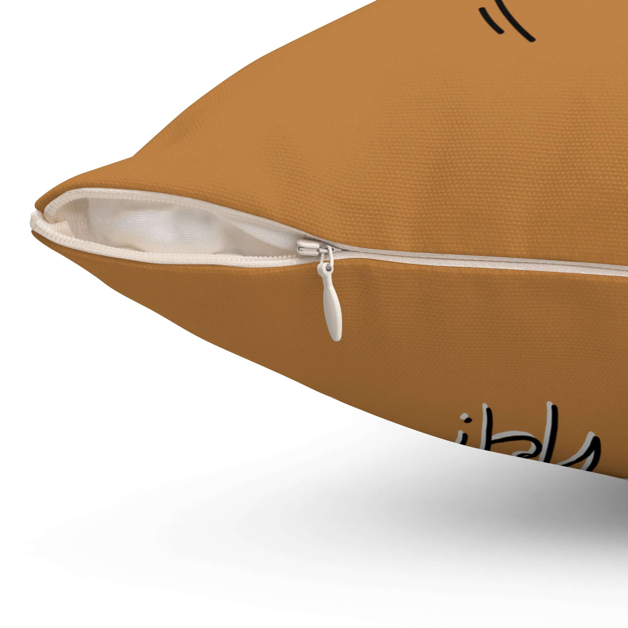 Nahaufnahme des Basketball-Kissens mit Reißverschluss, ideal als Sport-Dekor-Kissen für Basketball-Fans.