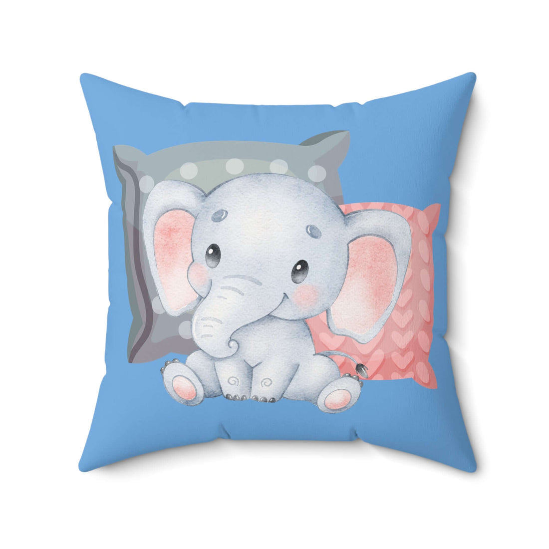 Süßes Elefantenkissen für Kinderzimmer Dekor in blau, präsentiert auf einem dekorativen, quadratischen Kissen aus gesponnenem Polyester.